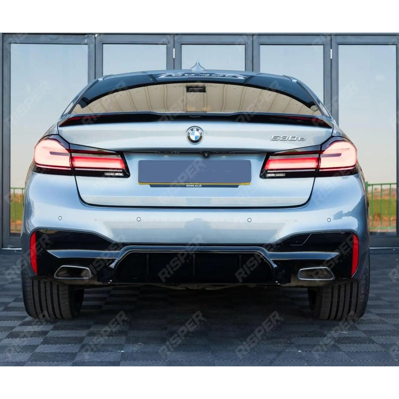 M5 Look Rear Diffuser Quad Exit Gloss Black For BMW 5 Series M Sport G30 G31 2017-2024