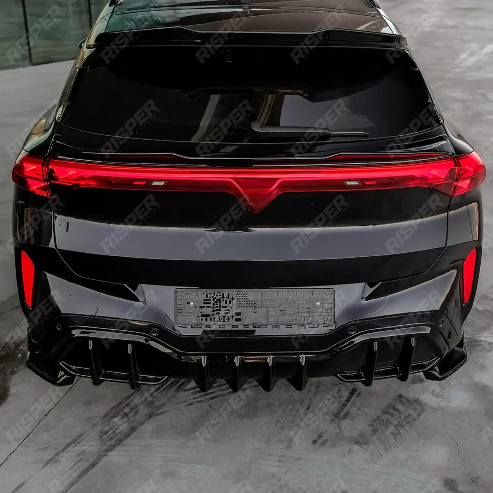 Mid Spoiler In Gloss Black Cupra Terramar MK1 2025 On
