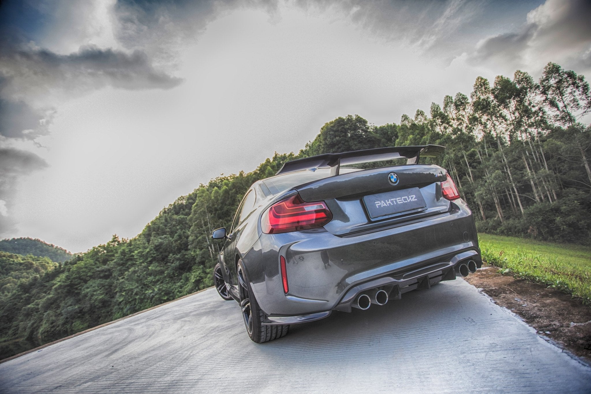 PAKTECHZ - BMW M2 M2C F87 CARBON FIBRE REAR DIFFUSER