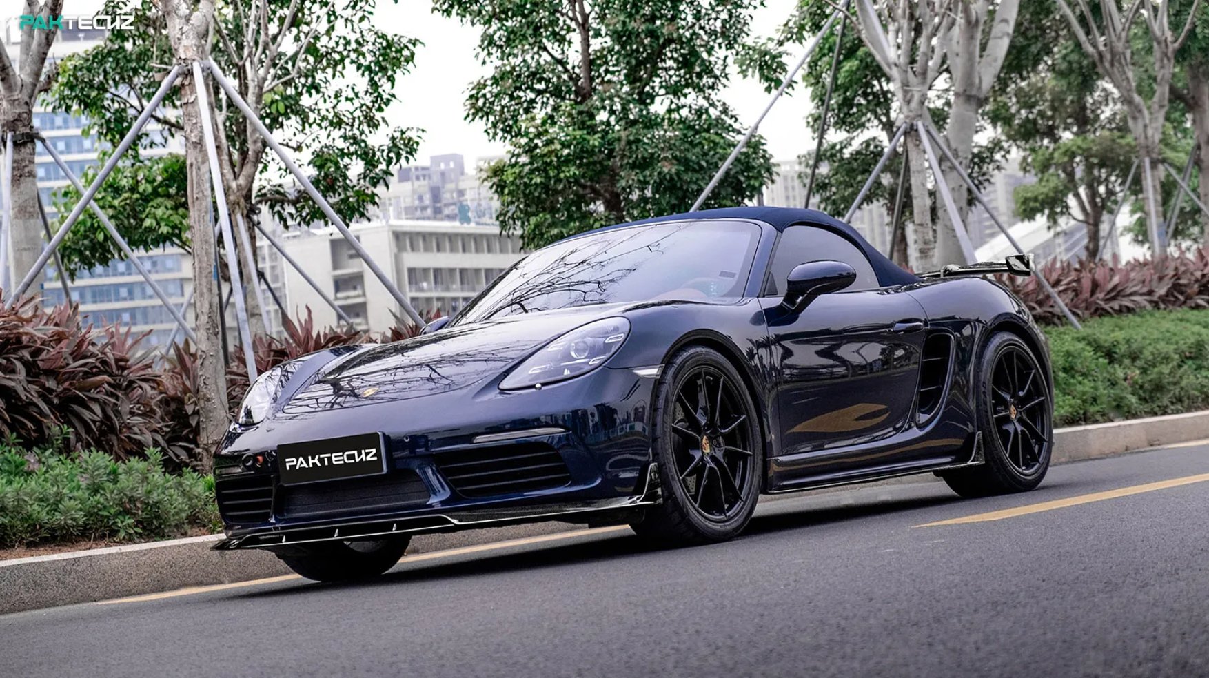 PAKTECHZ - PORSCHE CAYMAN / BOXSTER 718 DRY CARBON FIBRE FRONT LIP