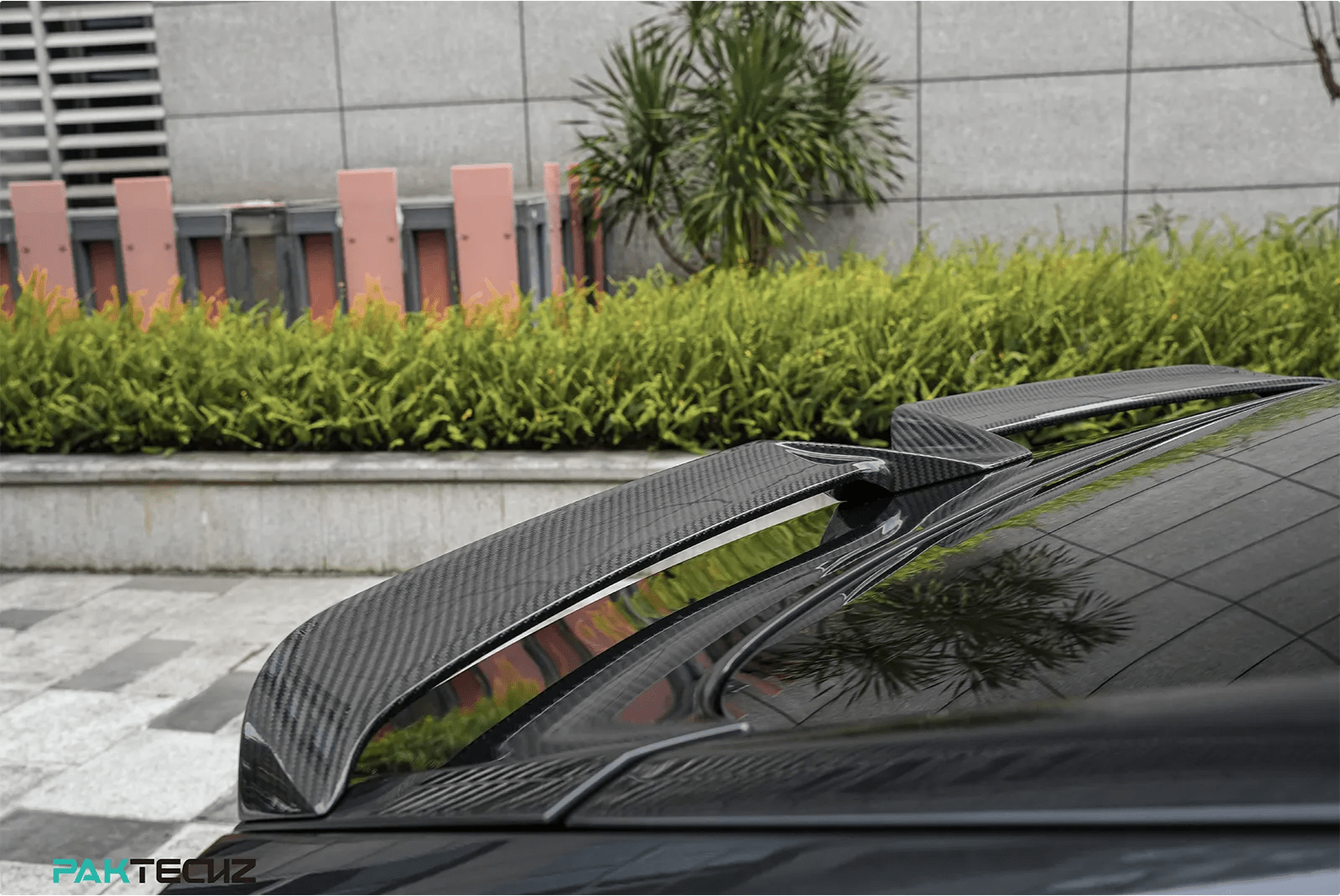PAKTECHZ - PORSCHE PANAMERA 971.2 CARBON FIBRE REAR SPOILER