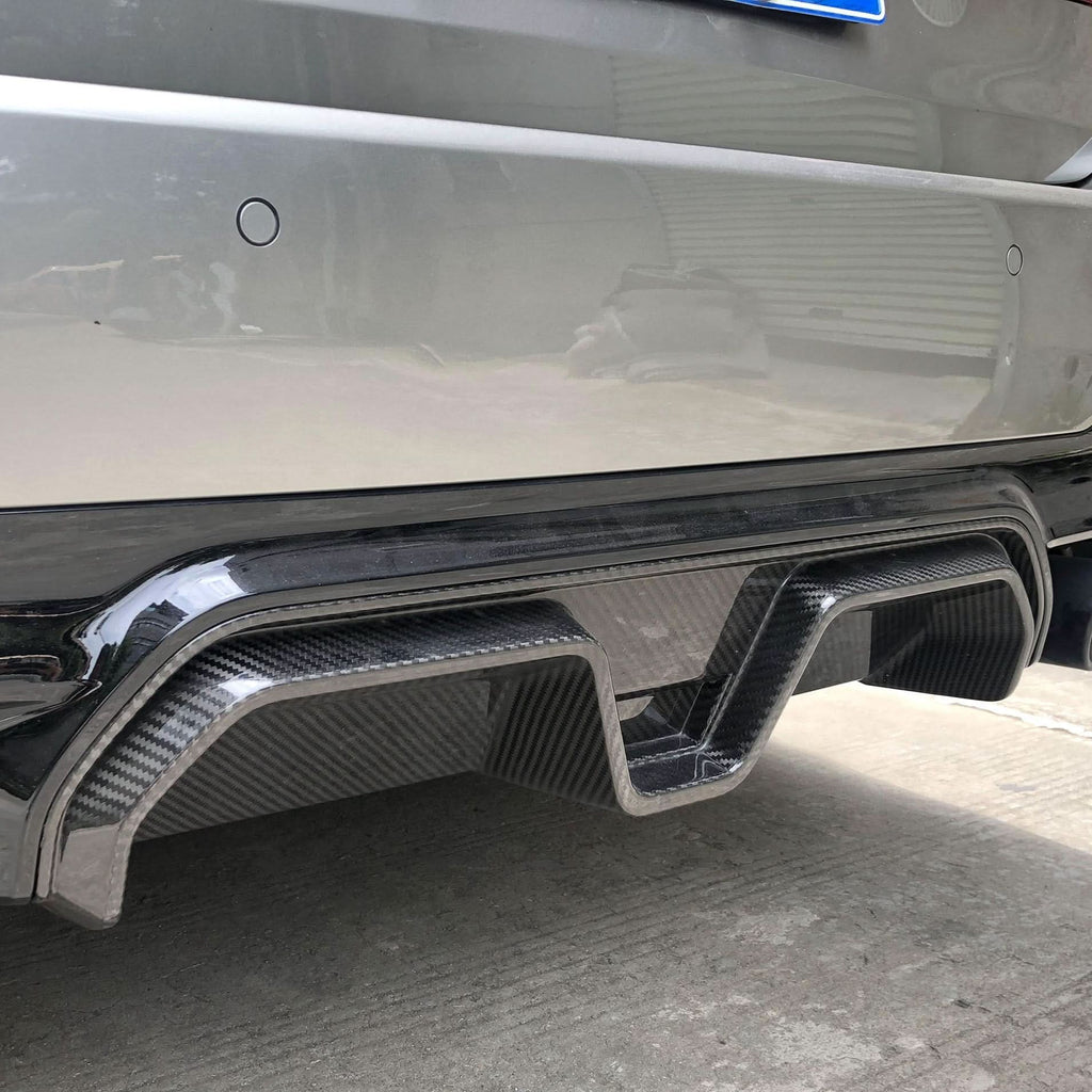 CS Style Pre-Preg Carbon Fibre Rear Diffuser for BMW F90 M5 17-24
