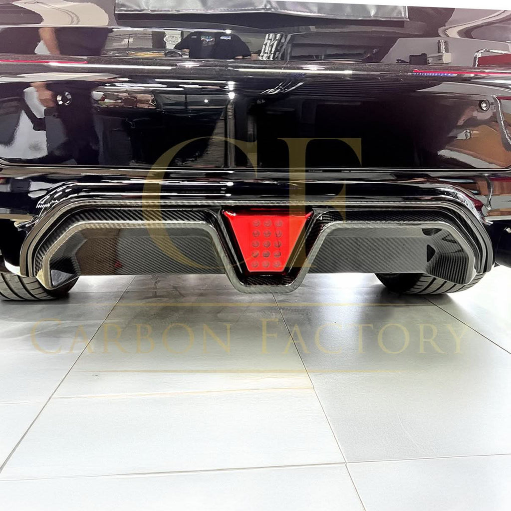 CS Style with LED Pre-Preg Carbon Fibre Rear Diffuser for BMW F90 M5 17-24