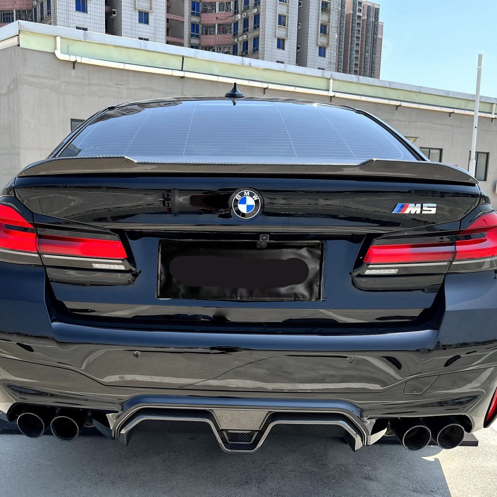 LED Style Carbon Fibre Rear Diffuser for BMW F90 M5 17-Present