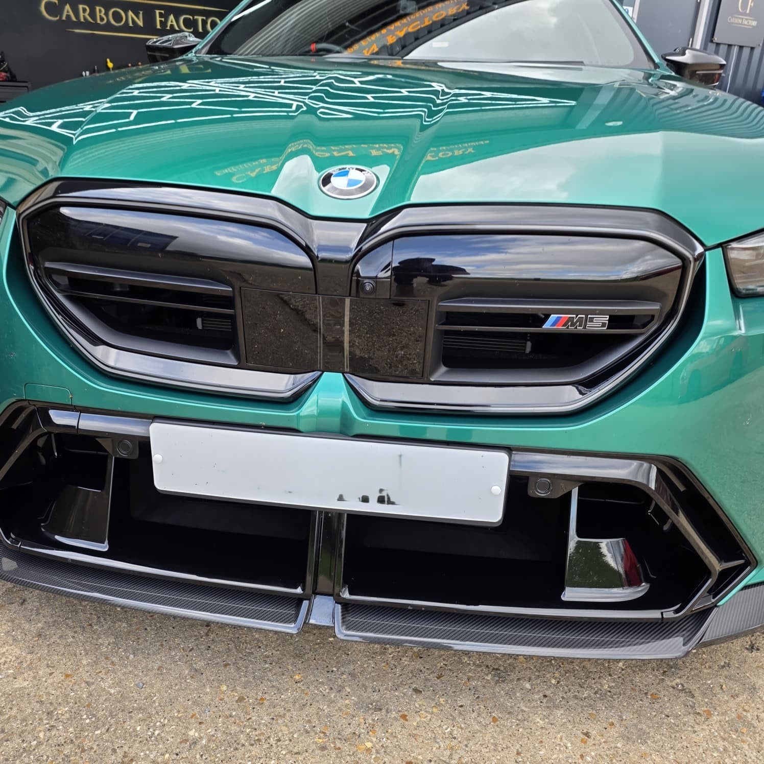 SQ-B Style Pre-Preg Carbon Fibre Front Splitter for BMW G90 G99 M5 2025-Present