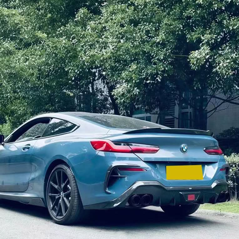 V Style Pre-Preg Carbon Fibre Boot Spoiler for BMW G15 8 Series F92 M8 2 Door Coupe 18-Present