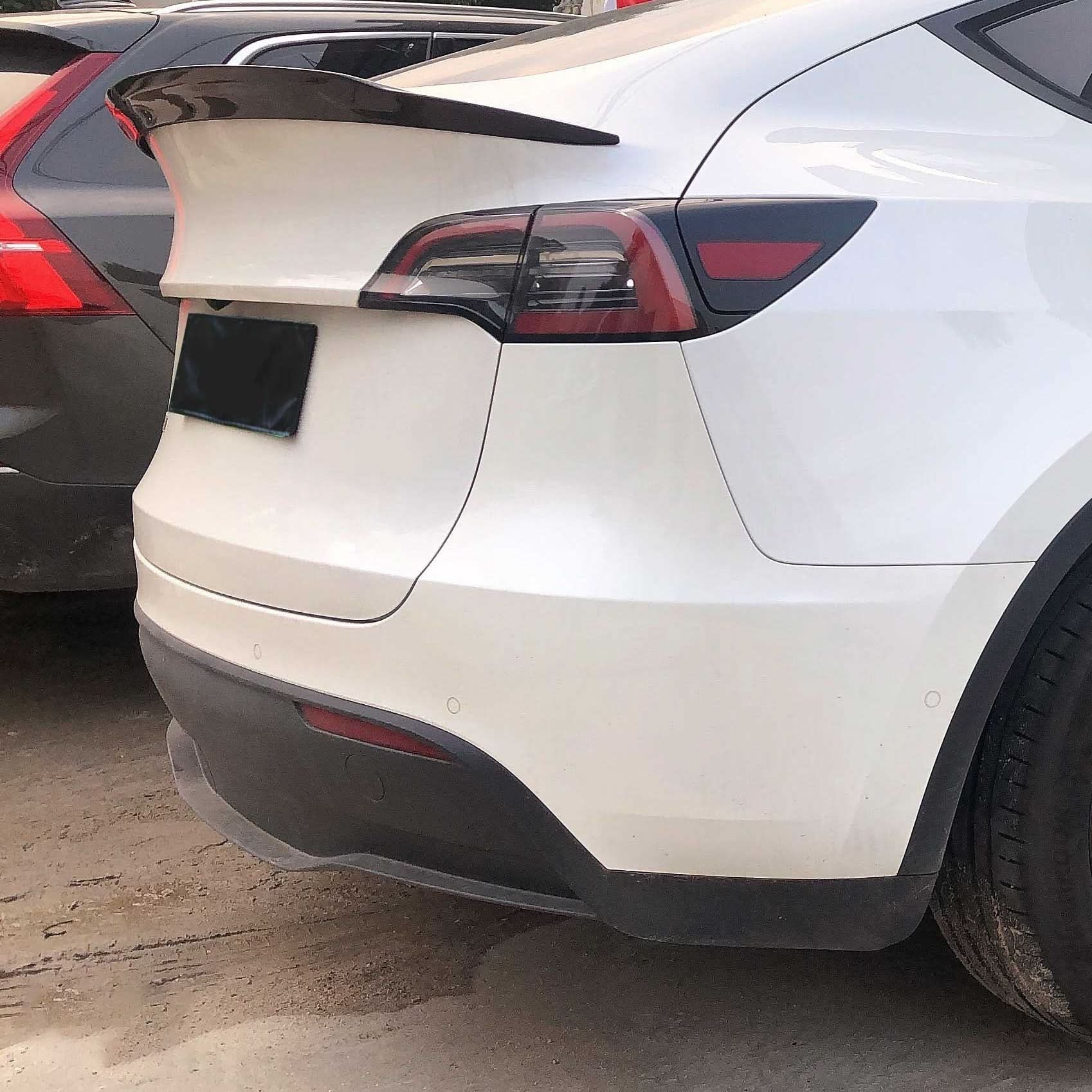 VS Style Pre-Preg Carbon Fibre Boot Spoiler for Tesla Model Y 16-Present
