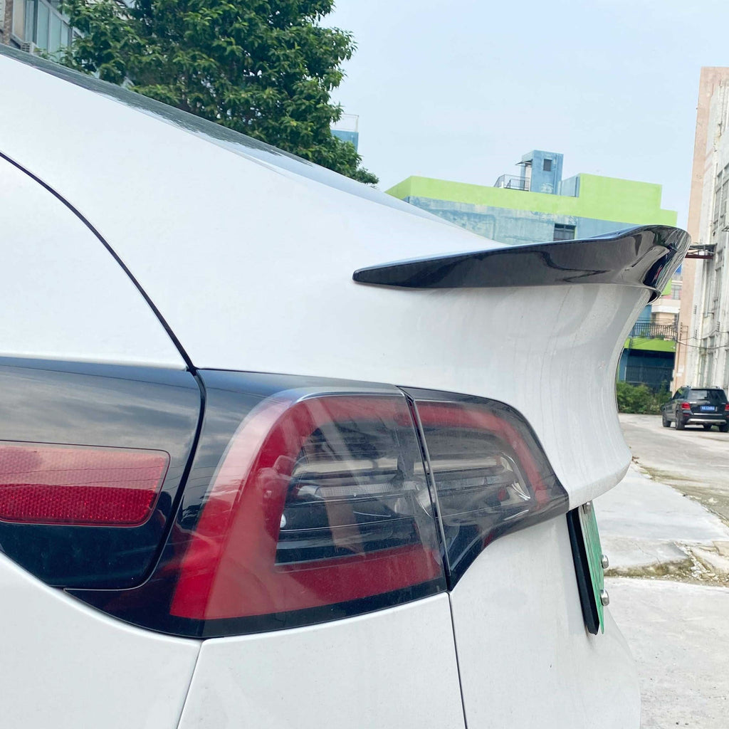 VS Style Pre-Preg Carbon Fibre Boot Spoiler for Tesla Model Y 16-Present