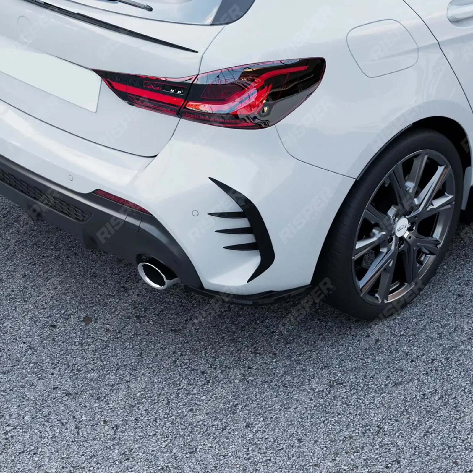 REAR BUMPER CORNER SPLITTERS IN GLOSS BLACK For BMW 1 SERIES F40 M SPORT 2019-2024