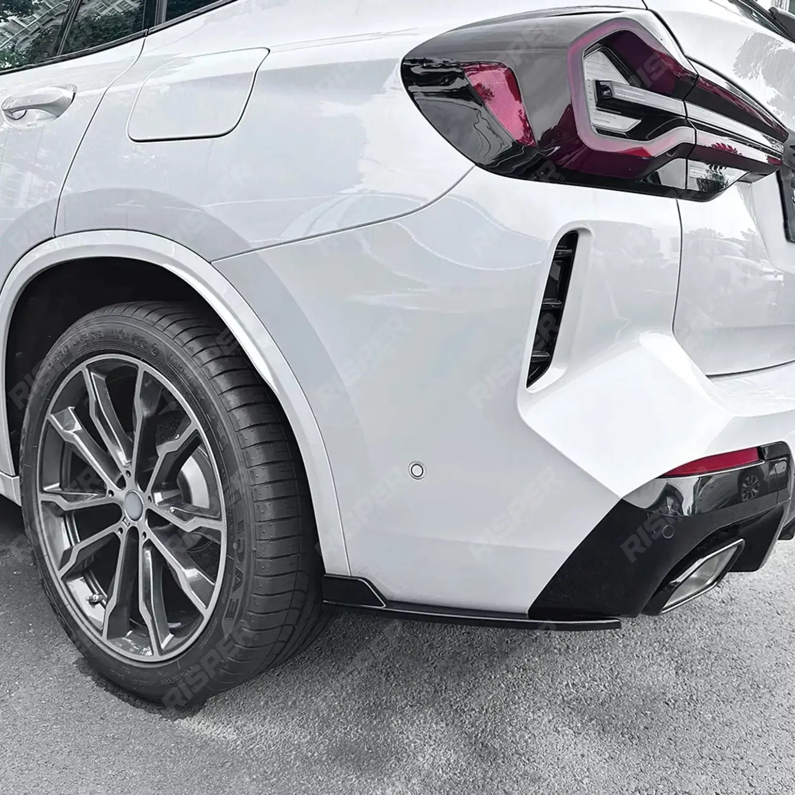 Rear Bumper Corner Splitters In Gloss Black For BMW X3 G01 LCI 2022+ - M-Sport