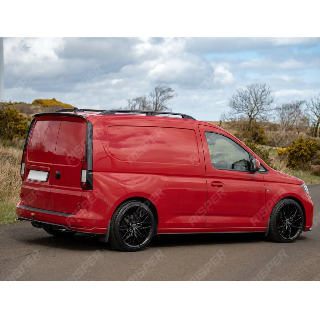 Rear Bumper Splitter in Gloss Black For Volkswagen Caddy MK5 2021+