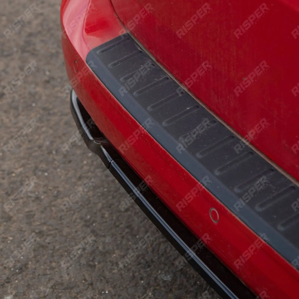 Rear Bumper Splitter in Gloss Black For Volkswagen Caddy MK5 2021+