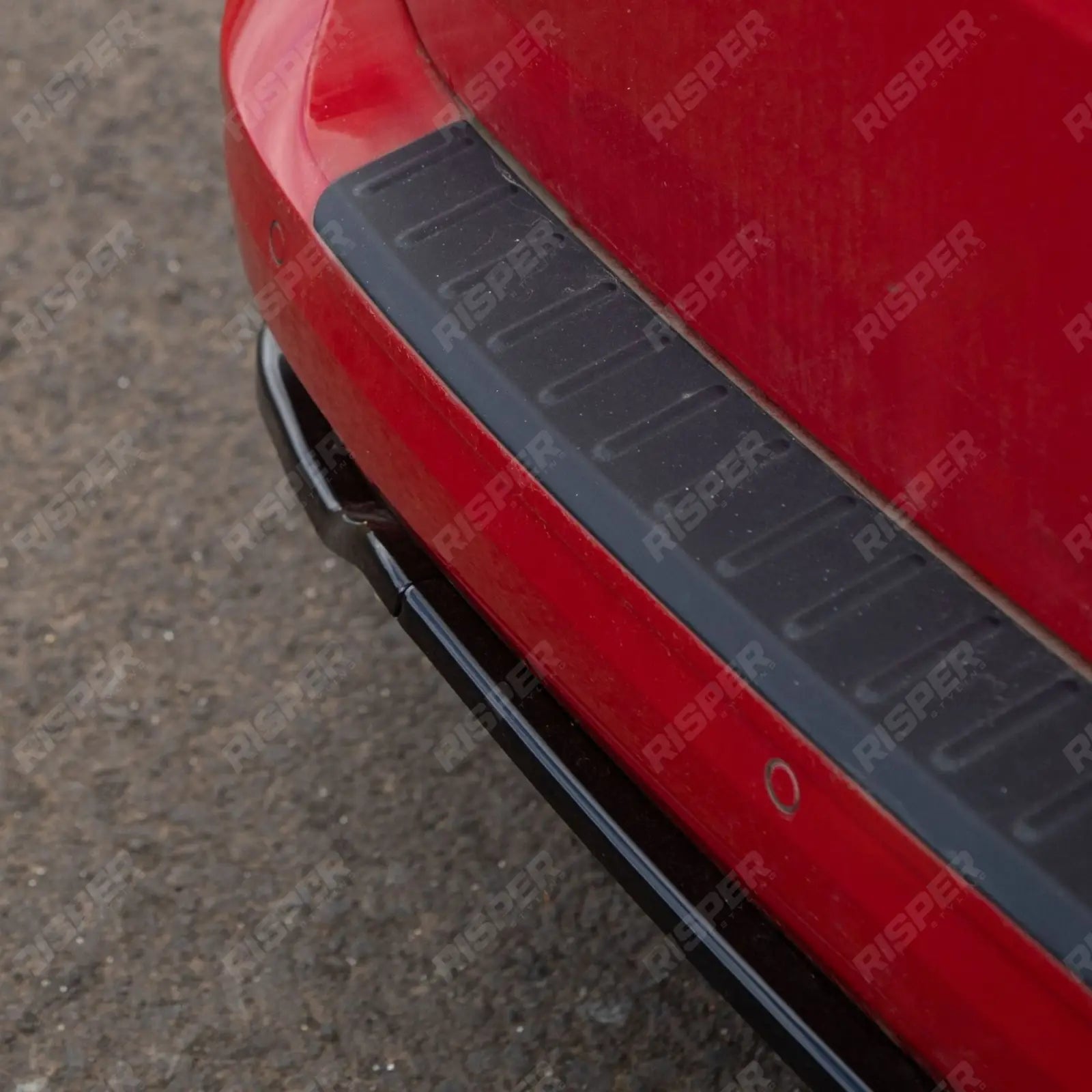 Rear Bumper Splitter in Gloss Black For Volkswagen Caddy MK5 2021+