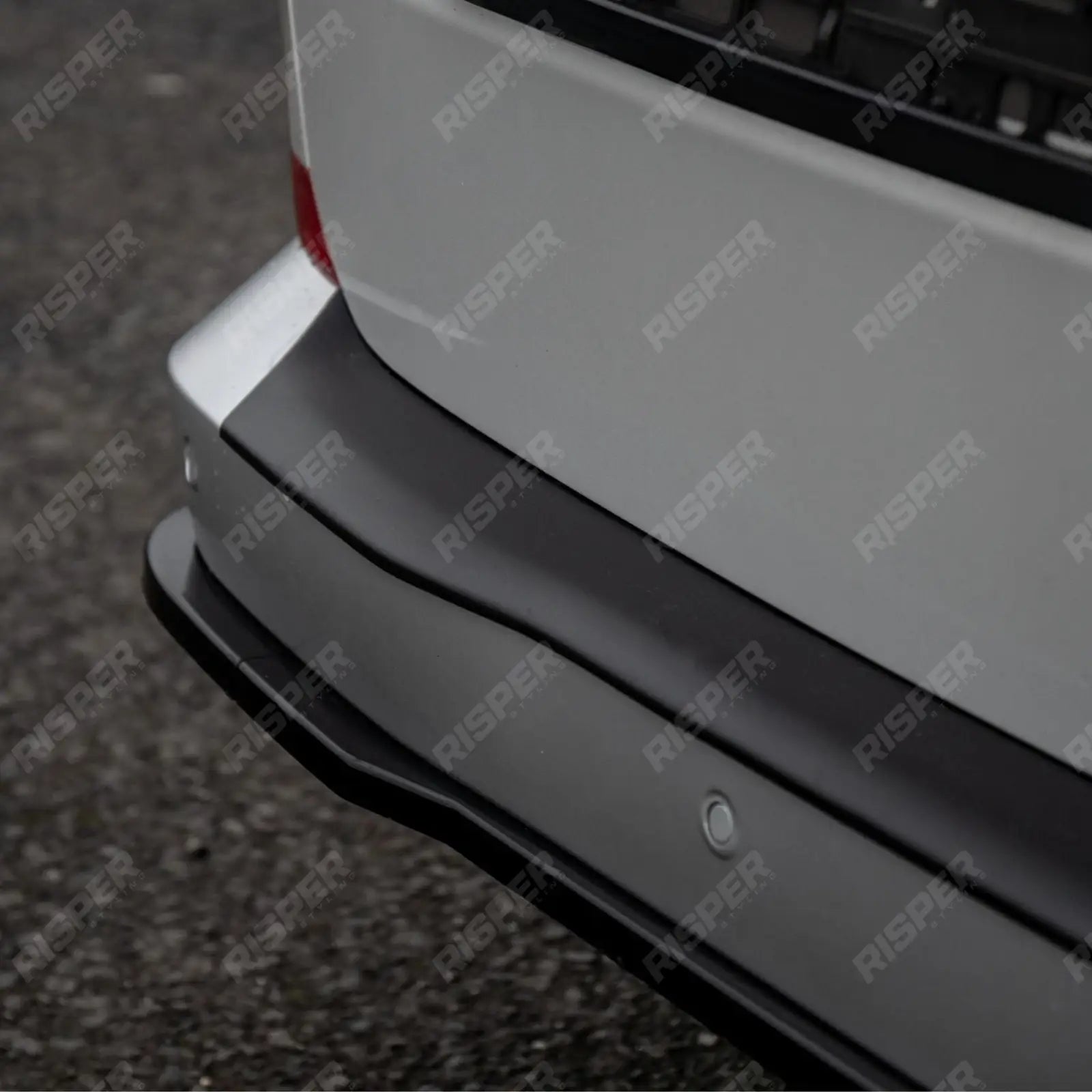 Rear Bumper Splitter In Gloss Black For Volkswagen Transporter T7 2025+