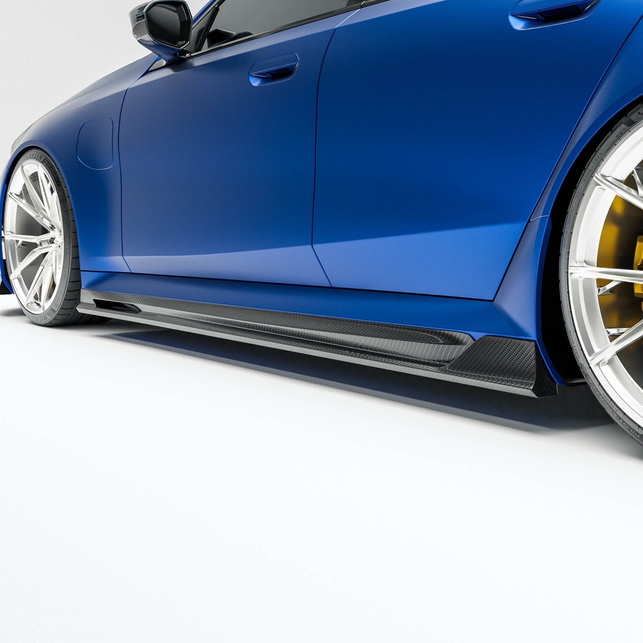 REVOZPORT - BMW M5 G90 DRY CARBON FIBER SIDE SKIRTS