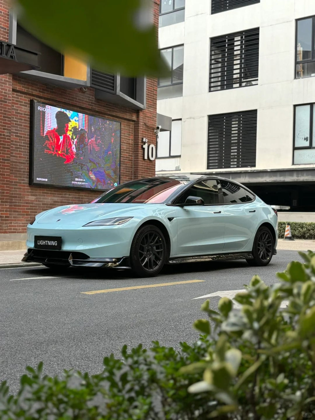 REVSTANCE - TESLA MODEL 3 FACELIFT 2024+ ABS PLASTIC GLOSS BLACK BODY KIT
