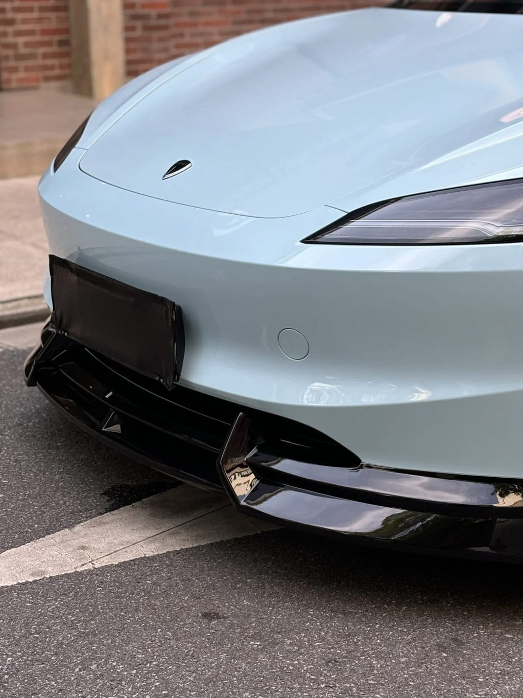 REVSTANCE - TESLA MODEL 3 FACELIFT 2024+ ABS PLASTIC GLOSS BLACK BODY KIT
