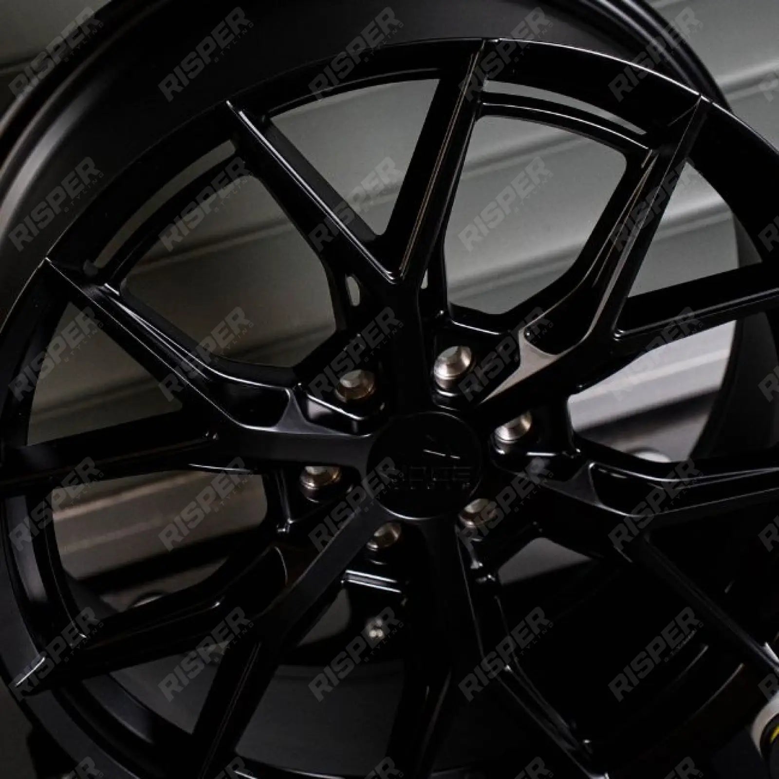 Ridge KN10 Gloss Black 6X120 18 Inch Alloy