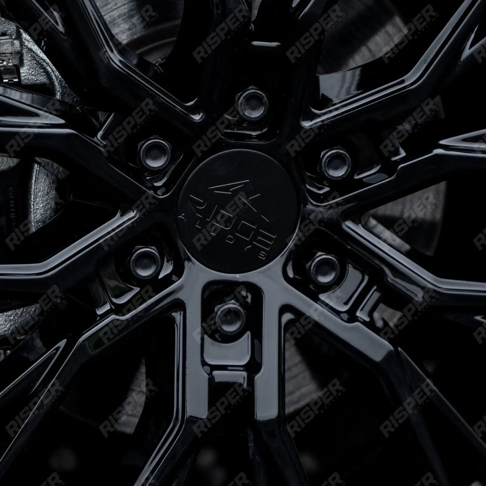 Ridge KN12 Gloss Black 6X120 18 Inch Alloys