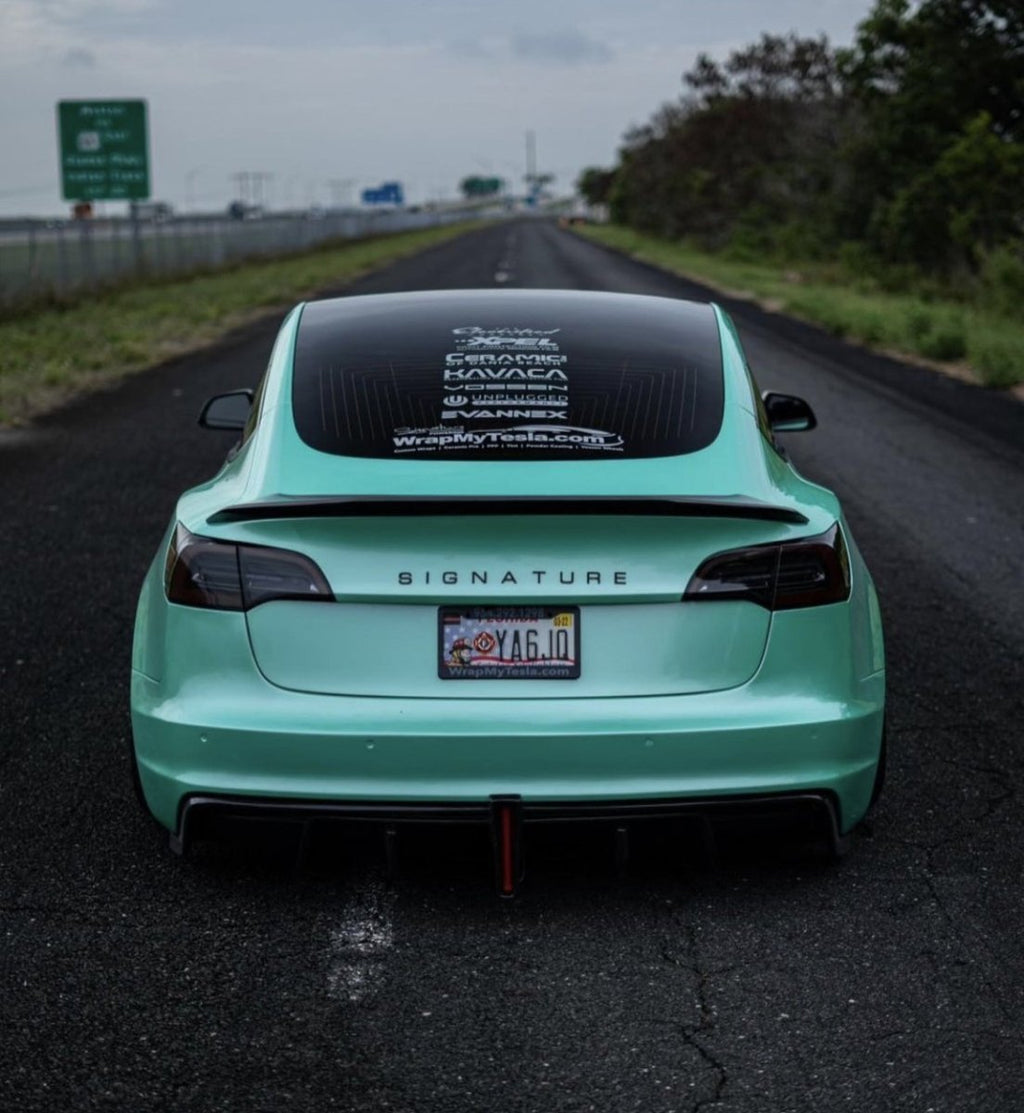 ROBOT - TESLA MODEL 3 CRYPTON CARBON FIBRE FULL BODY KIT