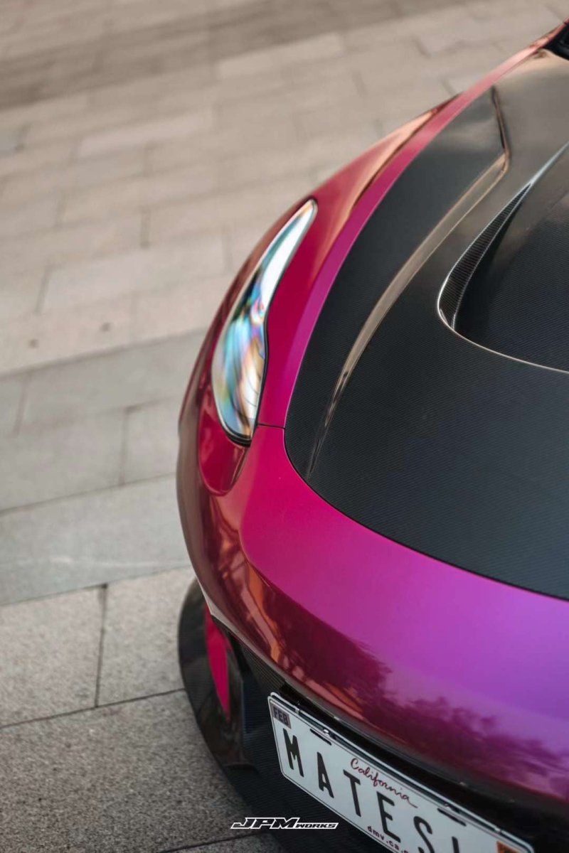 ROBOT - TESLA MODEL 3 HACKER HOOD BONNET V1