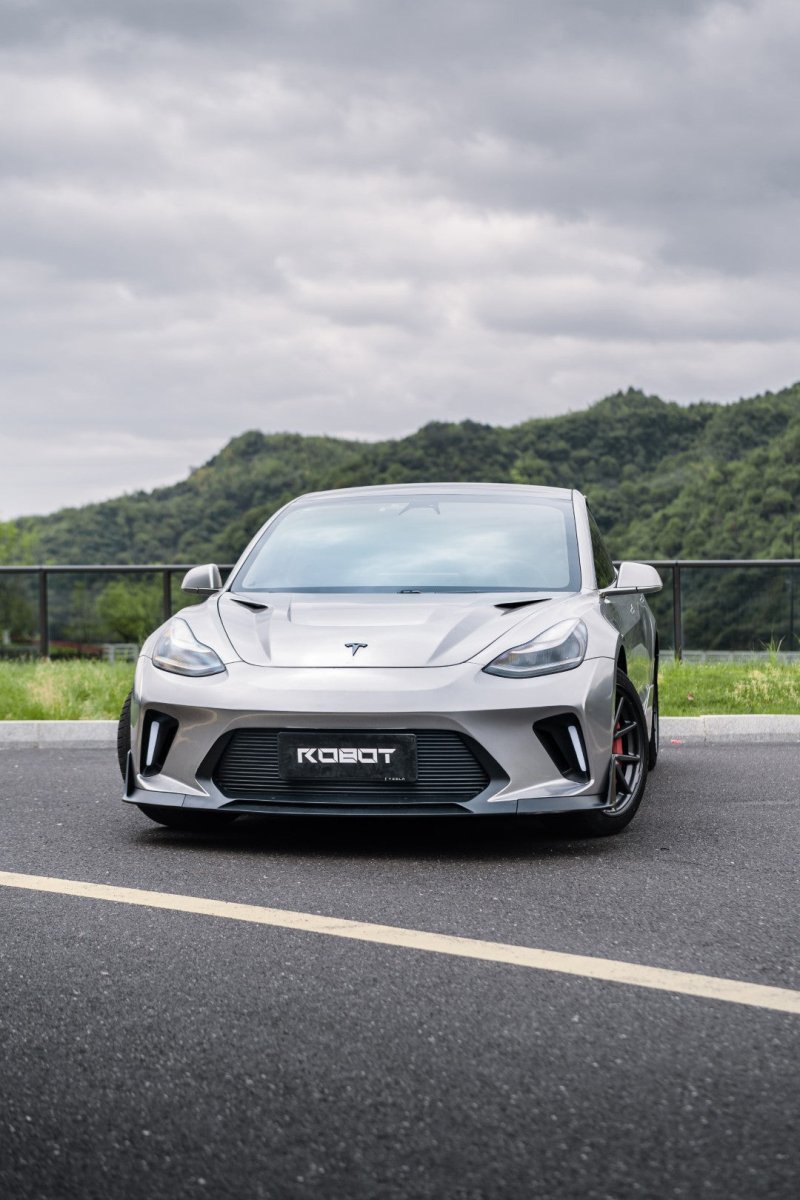 ROBOT - TESLA MODEL 3 HACKER NARROW BODY FRONT BUMPER AND FRONT LIP