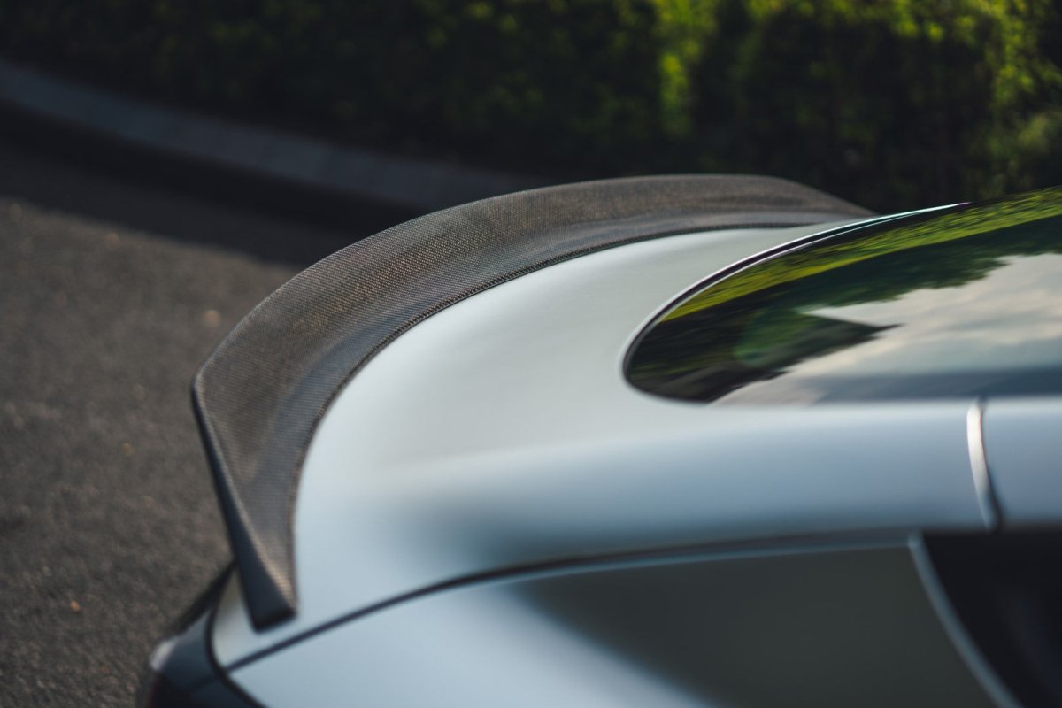ROBOT - TESLA MODEL 3 HACKER V4 DUCKTAIL SPOILER