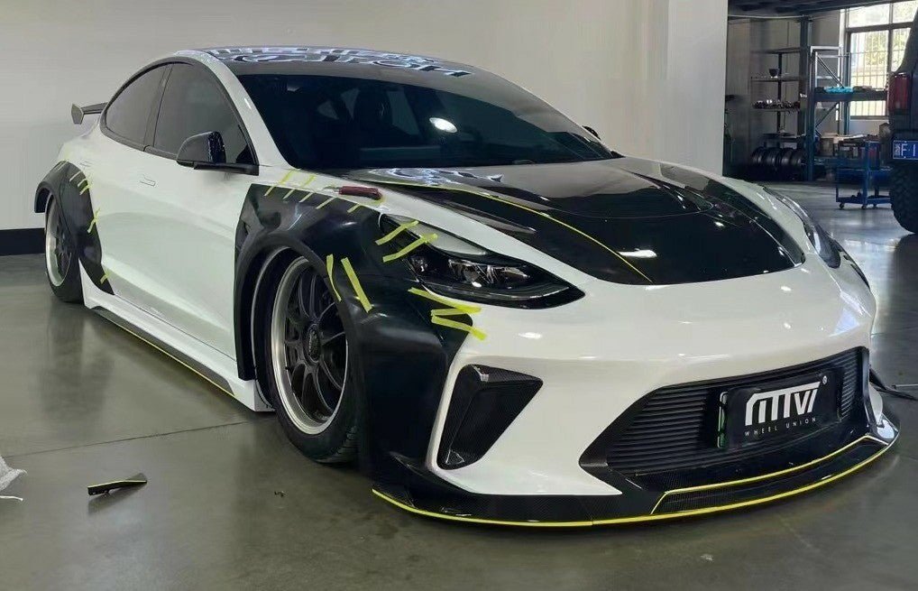 ROBOT - TESLA MODEL 3 HACKER WIDEBODY FRONT BUMPER AND FRONT LIP