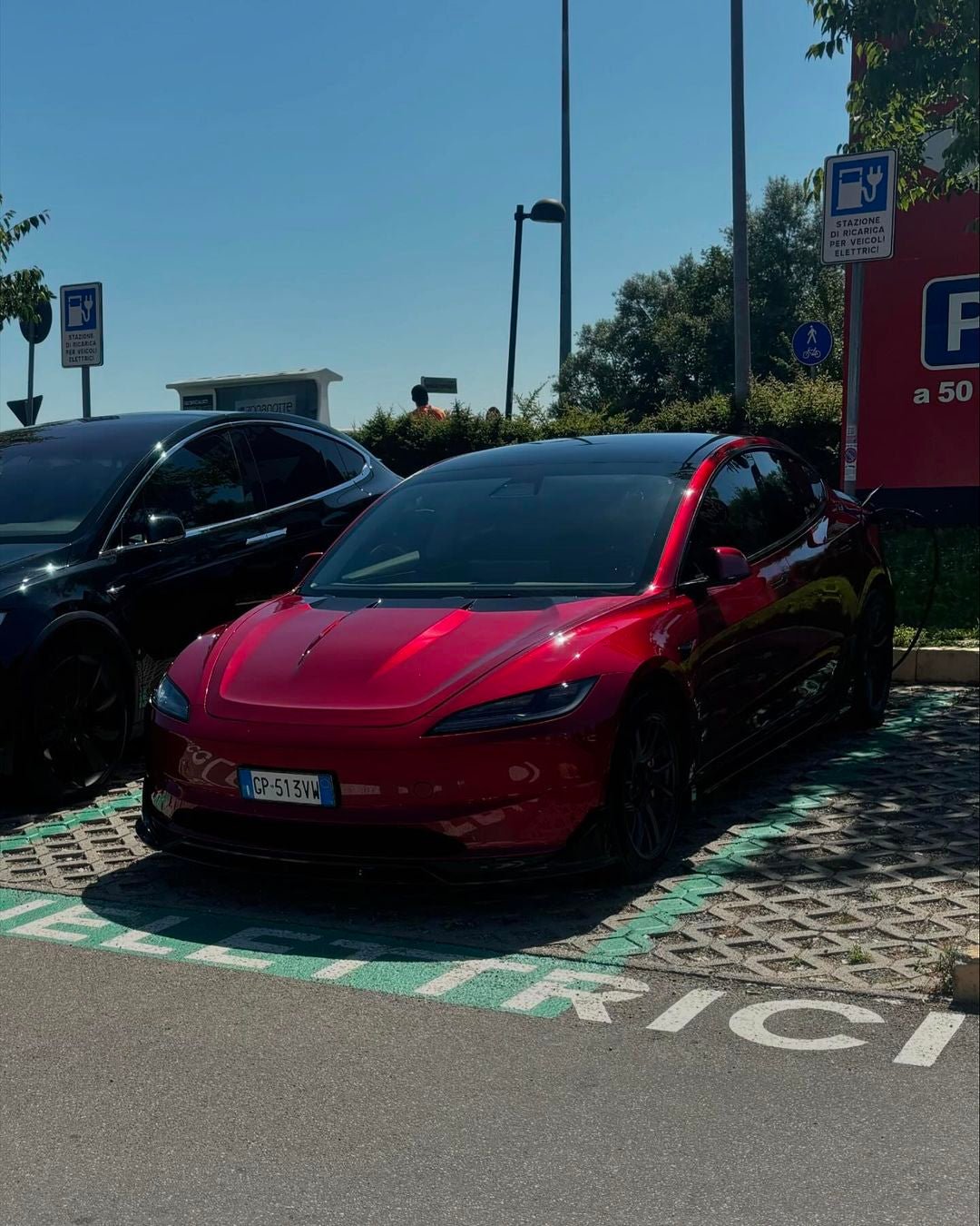 ROBOT - TESLA MODEL 3 HIGHLAND 2024+ FRP / CARBON FIBRE HOOD BONNET