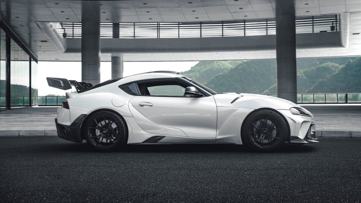 ROBOT - TOYOTA GR SUPRA  "HYPERION" ACTIVE AERO ROOF SCOOP & REAR LOUVERS & GT WING