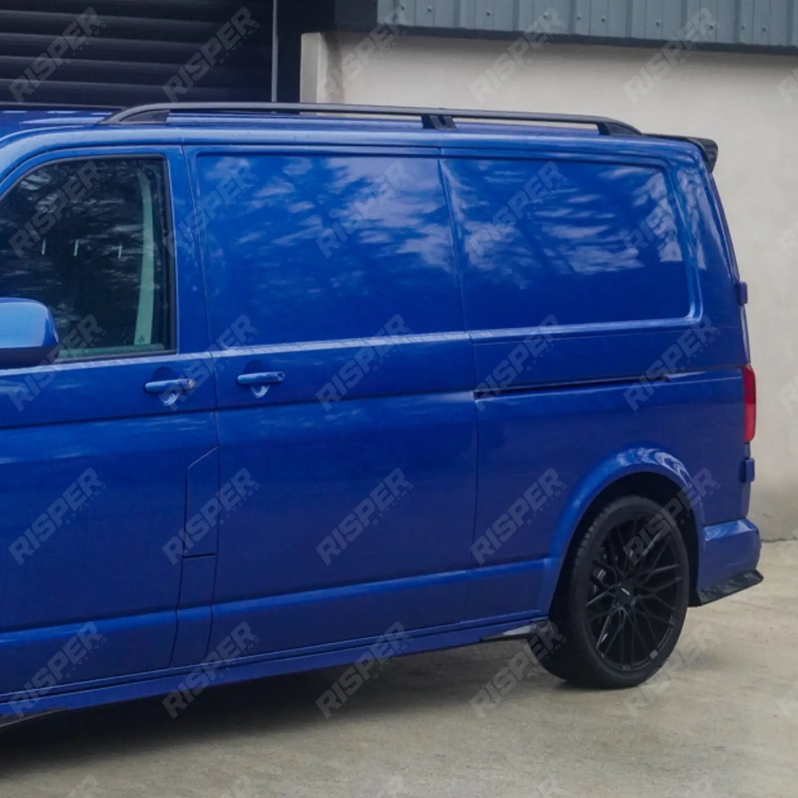 Roof Bars in Black For VW T5 – T6 – Long Wheelbase (LWB) Aluminium