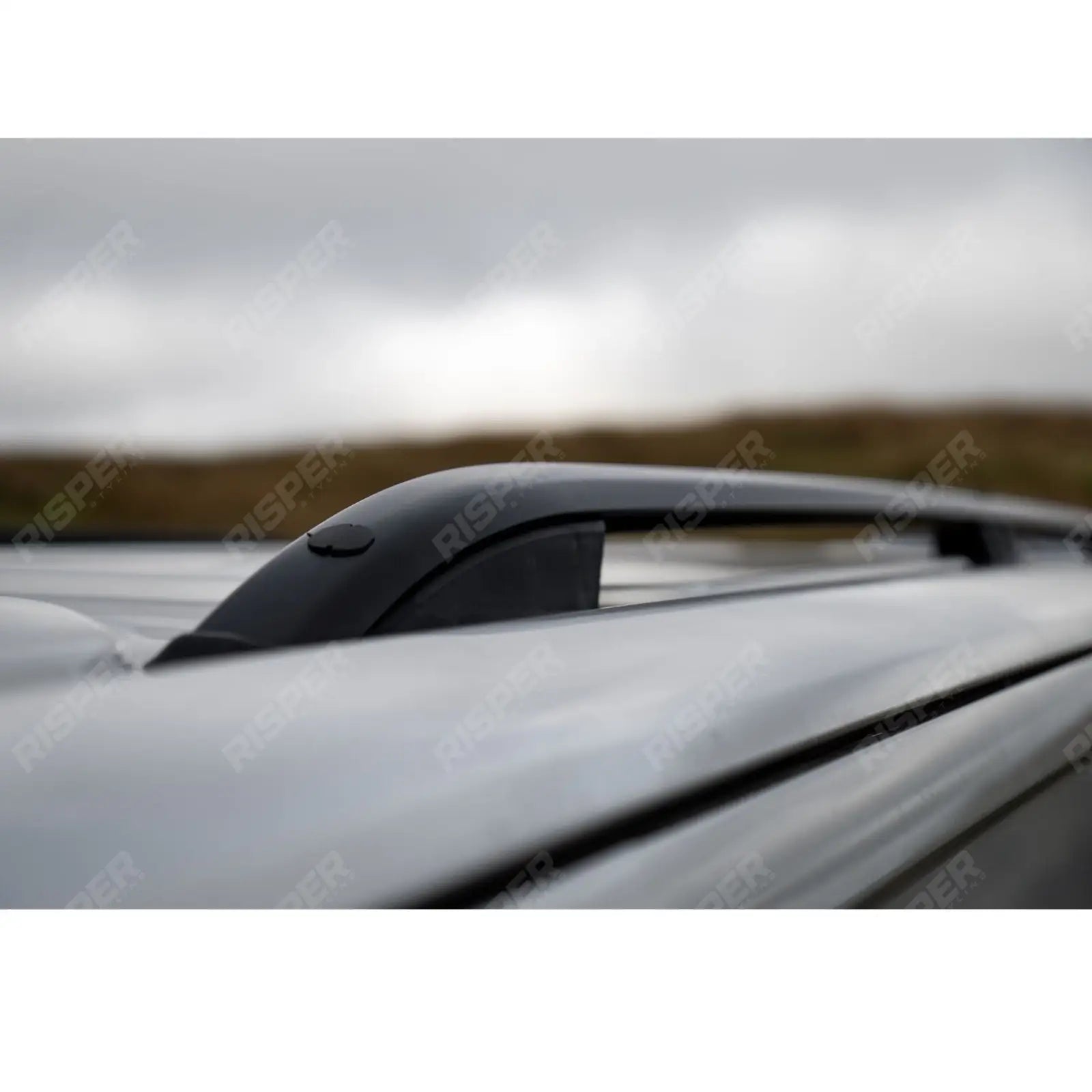 Roof Rails In Black For Volkswagen Transporter T7 2024+ - SWB Sport Style