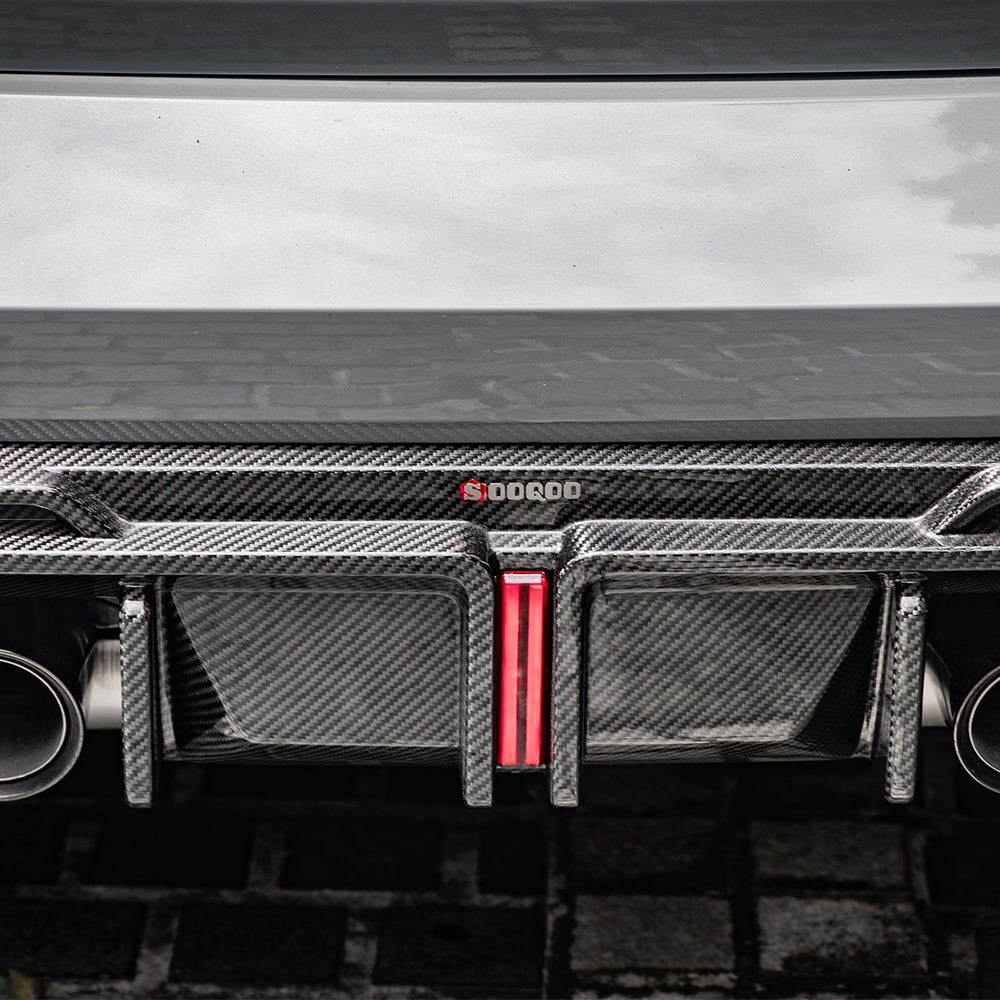 SOOQOO - BMW M3 G80 G81 / M4 G82 G83 CARBON FIBRE LED REAR DIFFUSER