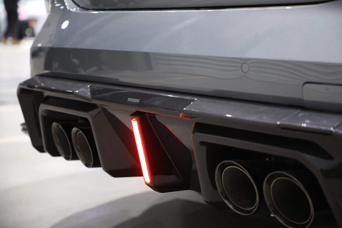 SOOQOO - BMW M3 G80 G81 / M4 G82 G83 CARBON FIBRE LED REAR DIFFUSER