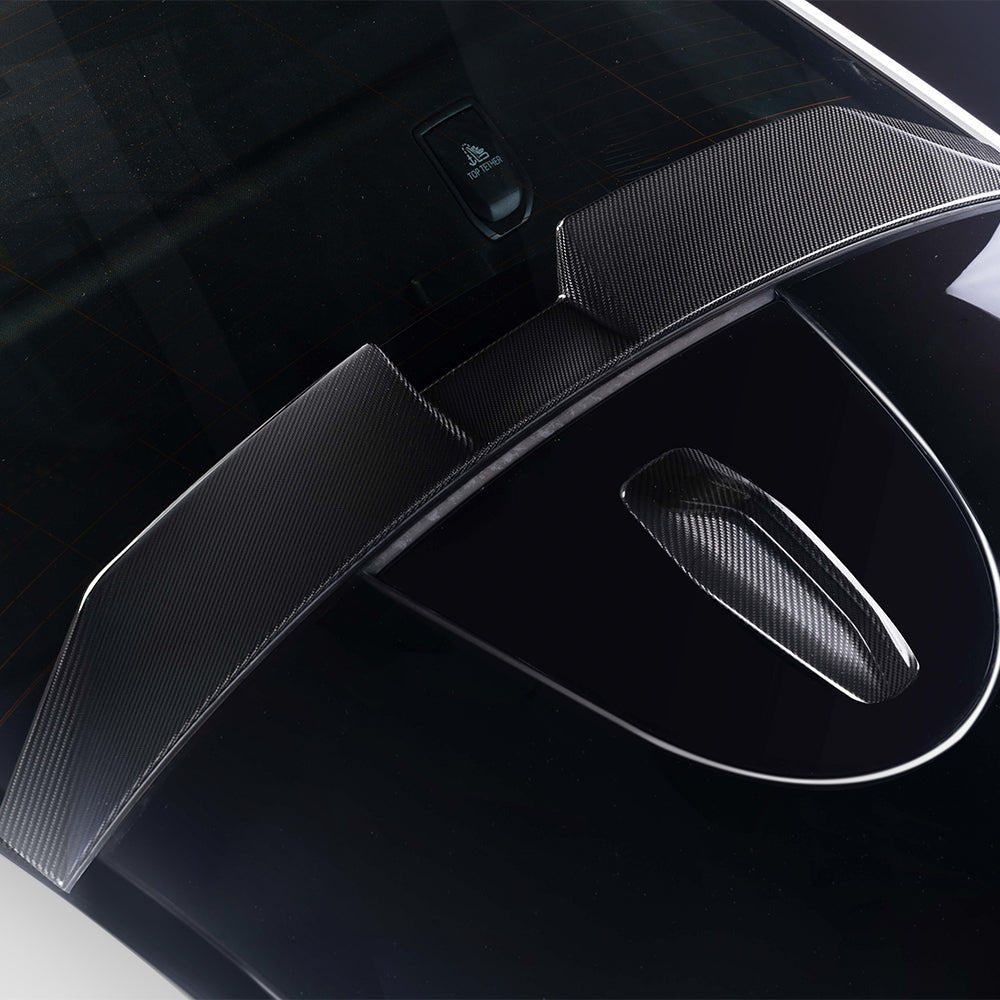 SOOQOO - BMW M5 G90 DRY CARBON FIBER ROOF SPOILER