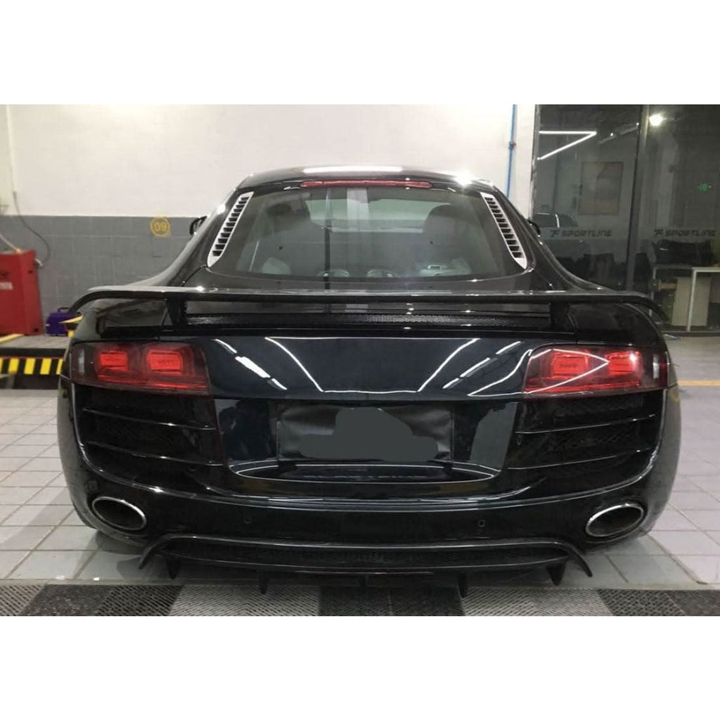 V Style Carbon Fibre Rear Diffuser for Audi R8 Gen 1 10-15