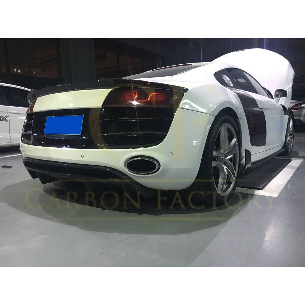 V Style Carbon Fibre Rear Diffuser for Audi R8 Gen 1 10-15