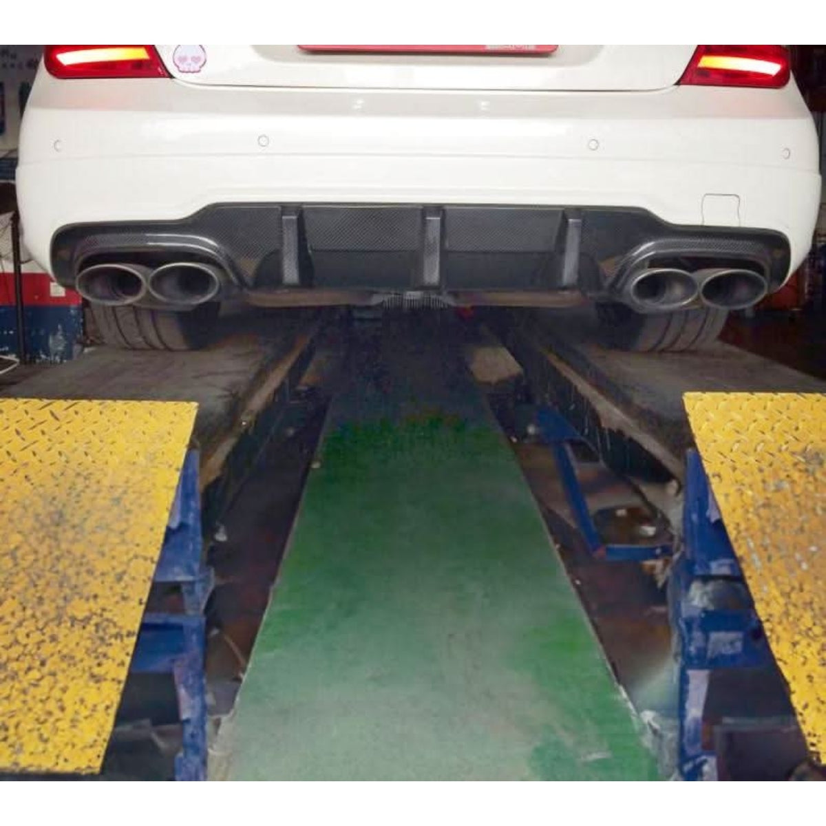 A Style Carbon Fibre Rear Diffuser for Mercedes Benz W204 C63 and C Class Facelift 12-14