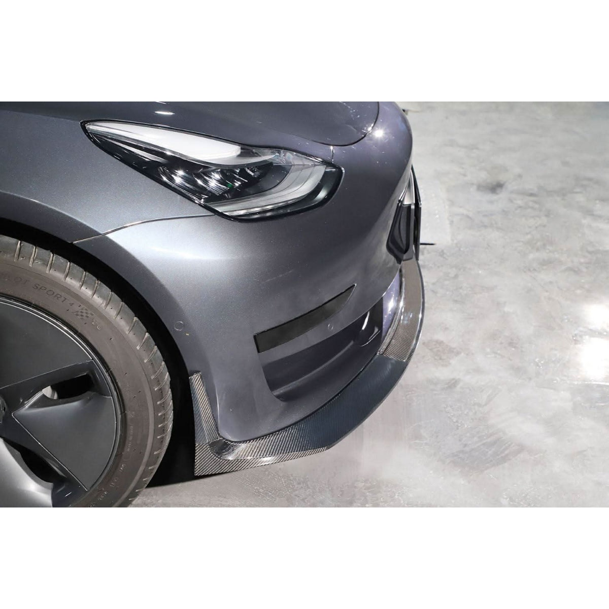 MAD Style Carbon Fibre Front Splitter for Tesla Model 3 16-23