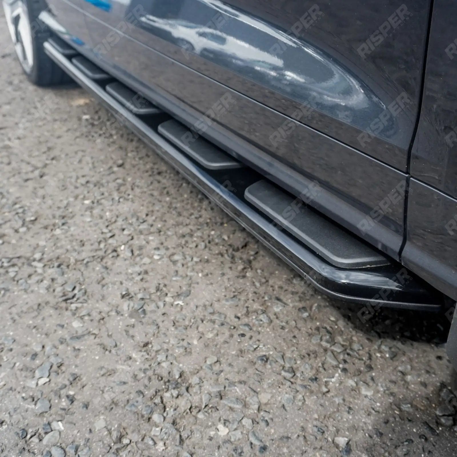 Style STX Side Steps Running Boards All Black Pair For Audi Q5 2017 On