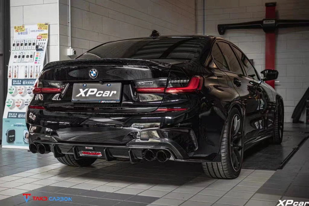 TAKD - BMW 3 SERIES G20 PRE LCI DRY CARBON FIBRE LED REAR DIFFUSER