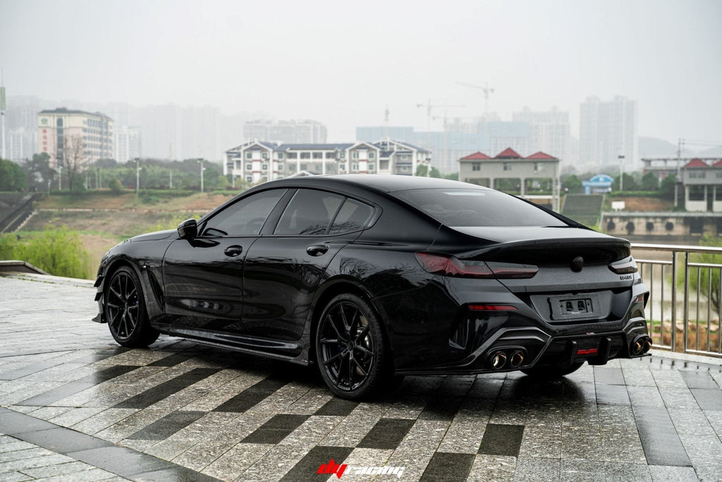 TAKD -  BMW 8 SERIES G14 G15 G16 DRY CARBON FIBRE REAR DIFFUSER V1