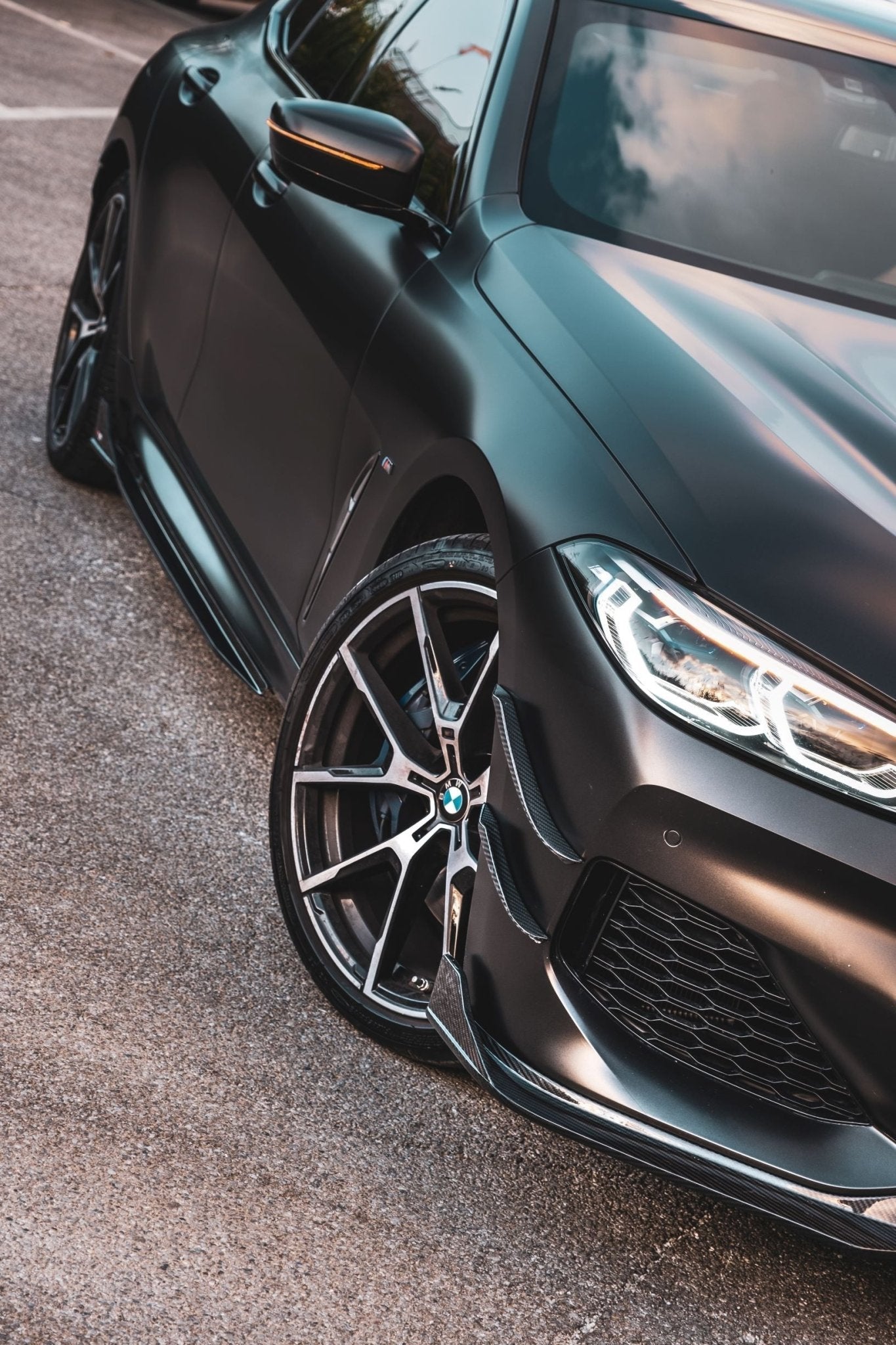 TAKD - BMW 8 SERIES GRAN COUPE G16 CARBON FIBRE SIDE SKIRTS