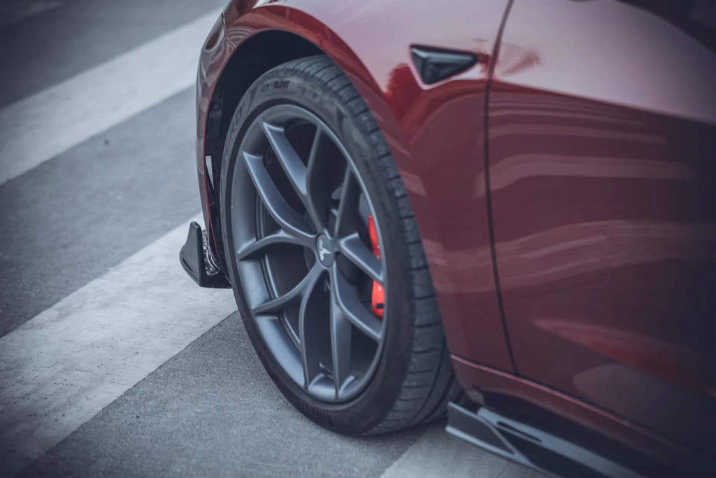 TAKD - TESLA MODEL 3 DRY CARBON FIBRE FULL BODY KIT