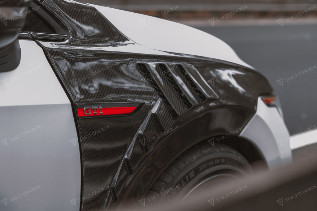 TAKD - VOLKSWAGEN GOLF MK8 GTI & R DRY CARBON FIBRE FENDERS