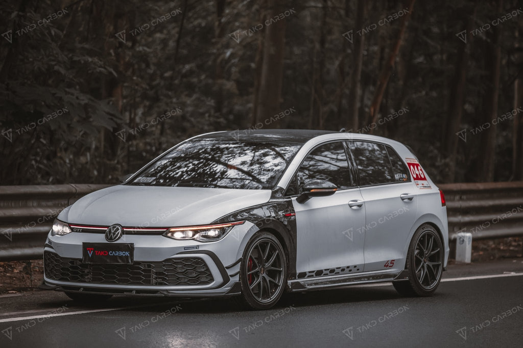 TAKD - VOLKSWAGEN GOLF MK8 GTI & R DRY CARBON FIBRE FENDERS