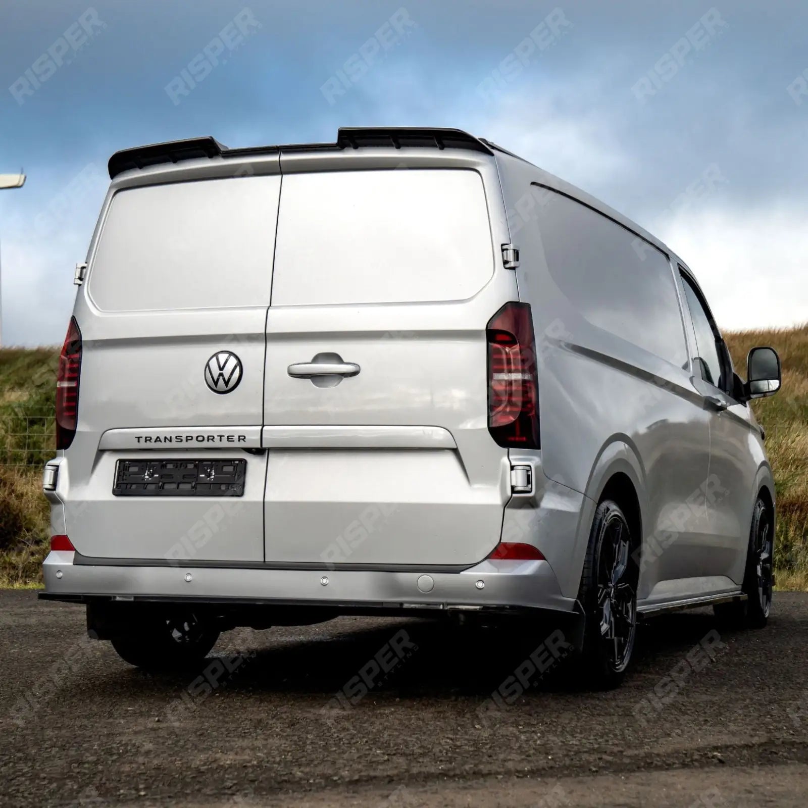 V1 Premium Aero Kit In Gloss Black For Volkswagen Transporter T7 SWB 2025 on