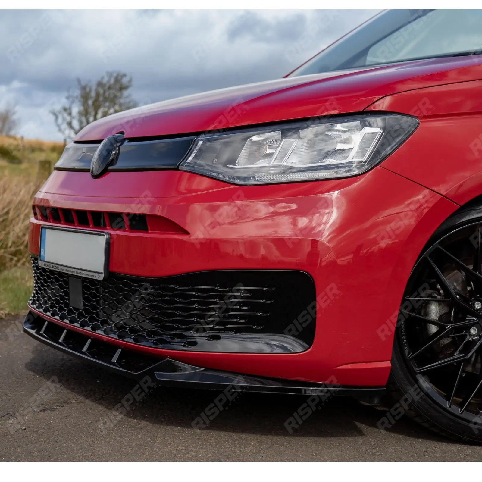 Body Kit In Gloss Black For Volkswagen Caddy MK5 2021+