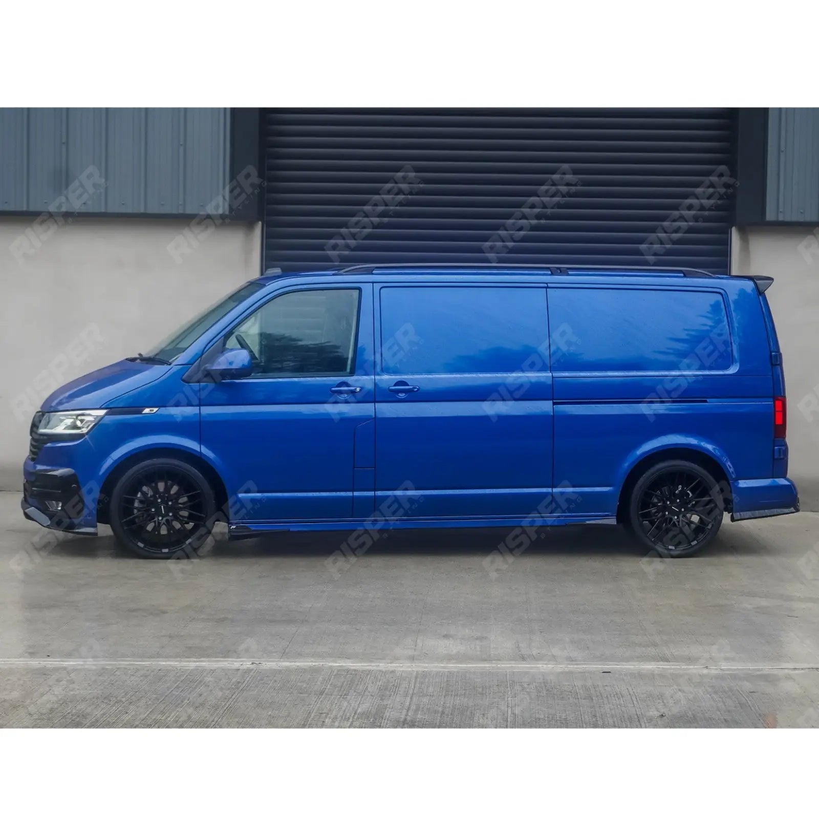 VW T5 – T6 – Short Wheelbase (SWB) Aluminium Roof Bars in Black