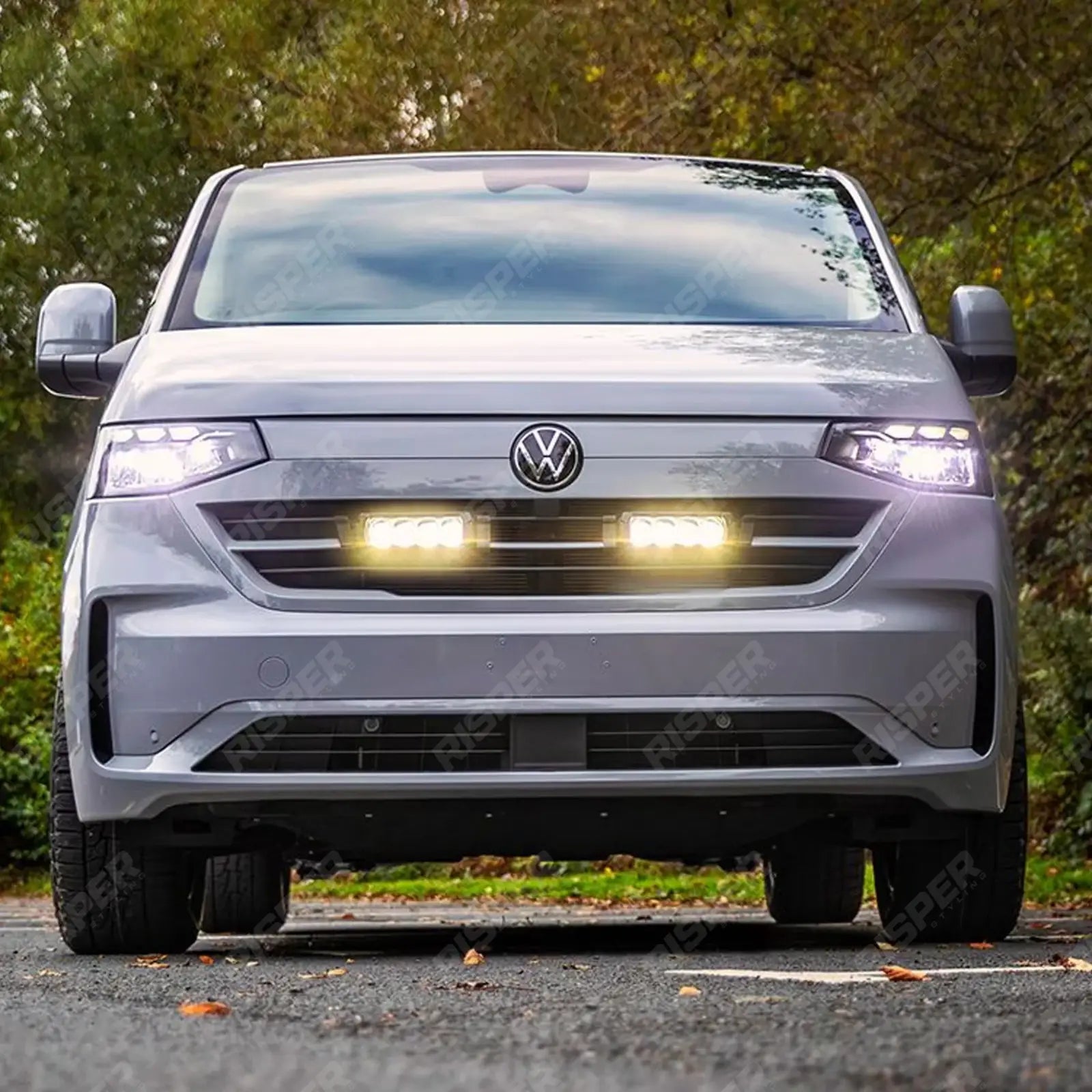 VW T7 Transporter (2025+) Grille Kit - Triple-R 750 Beacon With Side Lights